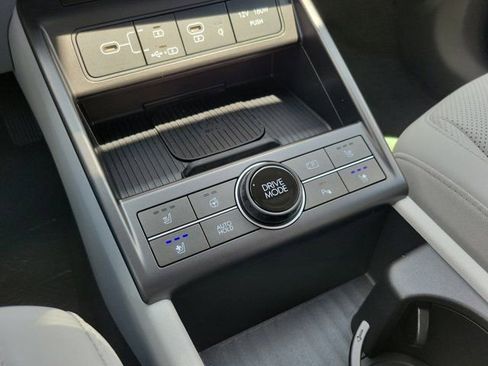 New 2026 Hyundai Kona Limited FWD image 18