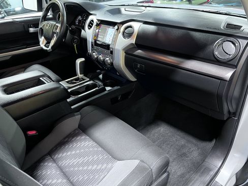 Used 2020 Toyota Tundra SR5 w/ SR5 Upgrade Package image 14