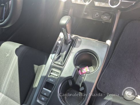 Used 2024 Honda Civic Sport image 13