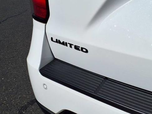 Used 2021 Ford Expedition Limited AWD/4WD image 16