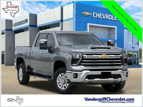 Used 2025 Chevrolet Silverado 2500 LTZ w/ LTZ Convenience Package AWD/4WD image 1