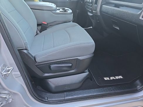 Used 2014 RAM 1500 Express image 84