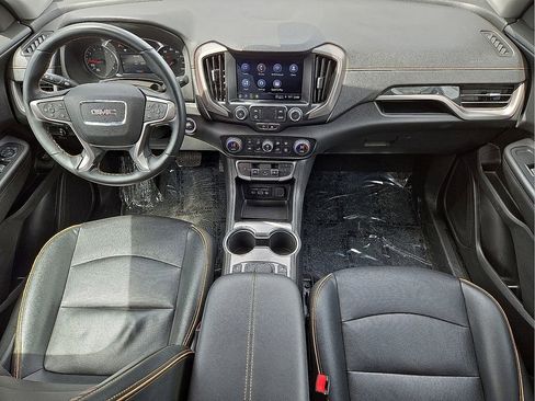 Used 2023 GMC Terrain AT4 image 27