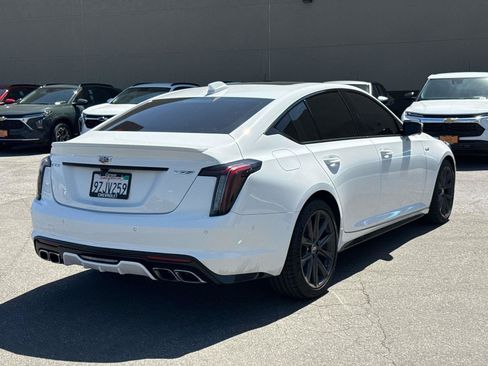 Used 2026 Cadillac CT5 V RWD image 3