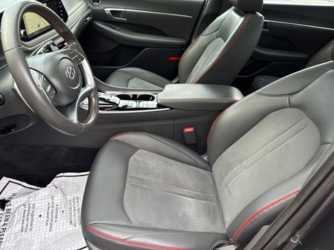 Used 2022 Hyundai Sonata SEL Plus w/ Cargo Package image 9