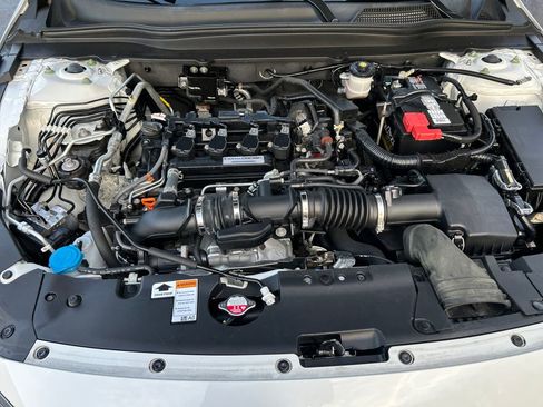 Used 2018 Honda Accord LX image 26