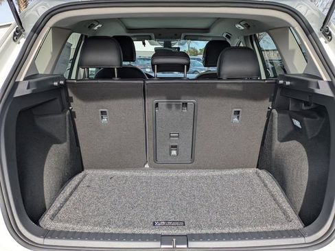 New 2026 Volkswagen Taos SE image 13