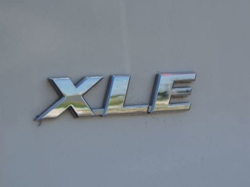 Used 2023 Toyota RAV4 XLE image 17
