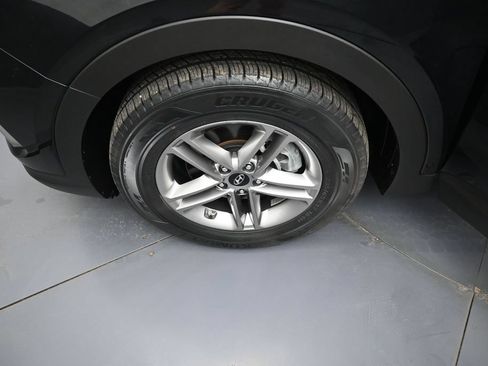 Used 2018 Hyundai Santa Fe Sport FWD image 32