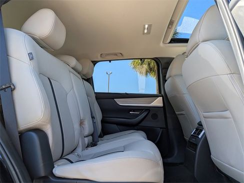 Used 2024 MAZDA CX-90 Plug-In Hybrid w/ Preferred image 26