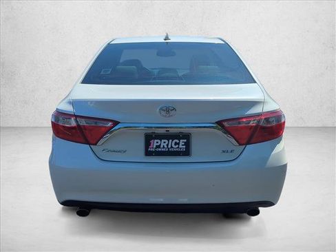 Used 2016 Toyota Camry XLE w/ Advanced Technology Package FWD image 7