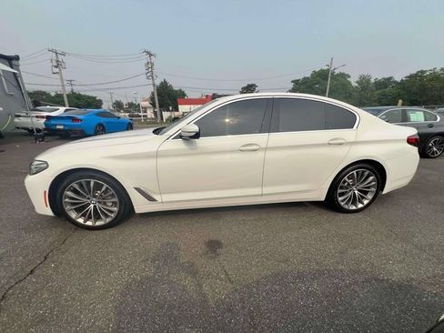 Used 2022 BMW 530i xDrive w/ Convenience Package AWD/4WD image 8