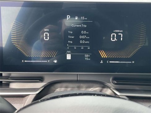 New 2026 Kia Carnival EX image 30