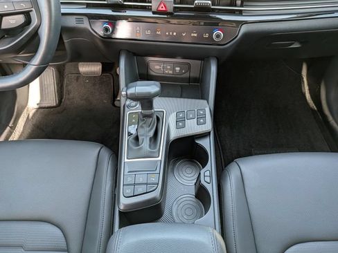 Certified 2026 Kia Sportage SX AWD/4WD image 21