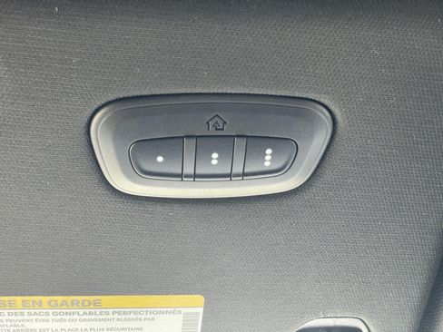 Used 2020 RAM 1500 Lone Star RWD image 33