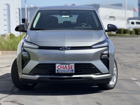 New 2027 Chevrolet Bolt LT w/ Comfort Package FWD image 2
