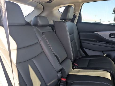 Used 2024 Nissan Murano SL image 32