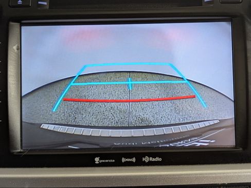Used 2017 Toyota Highlander XLE FWD image 20