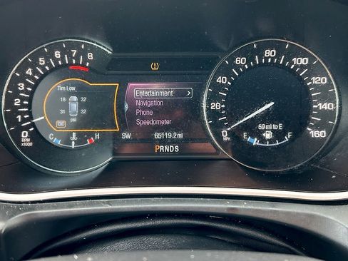 Used 2017 Lincoln MKX Select w/ Select Plus Package AWD/4WD image 22