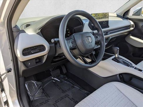 Used 2027 Honda HR-V LX image 10