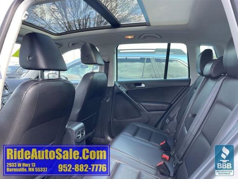 Used 2013 Volkswagen Tiguan SE image 12