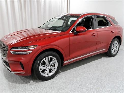 Certified 2022 Genesis GV70 2.5T image 3