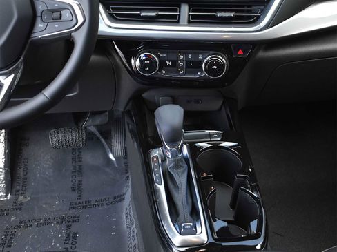 New 2026 Chevrolet Trax ACTIV w/ Sunroof Package image 15