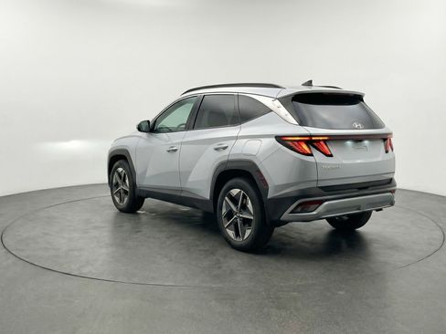 Used 2025 Hyundai Tucson SEL AWD/4WD image 6