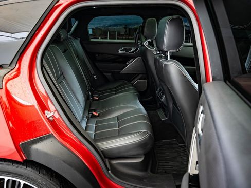 Used 2022 Land Rover Range Rover Velar R-Dynamic S image 34