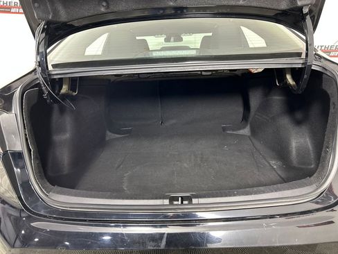 Used 2023 Toyota Corolla LE image 19