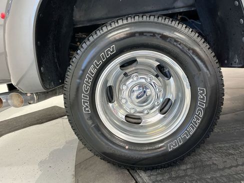 Used 2014 Ford F350 Lariat w/ Lariat Ultimate Package image 10