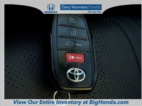 Used 2025 Toyota Camry XSE FWD image 33