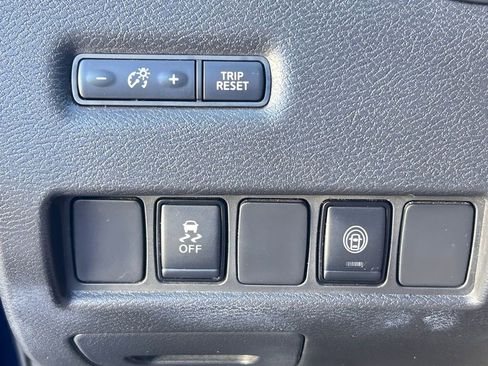 Used 2023 Nissan Murano S image 25