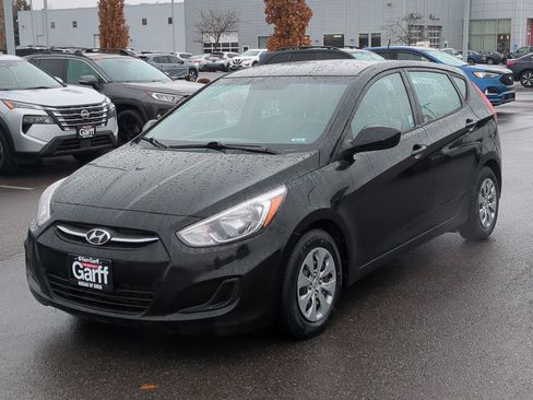 Used 2017 Hyundai Accent SE image 10