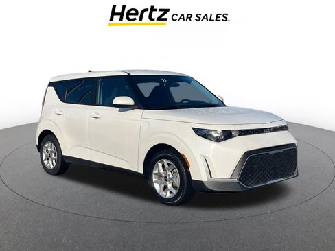 Used 2025 Kia Soul LX w/ LX Technology Package image 1