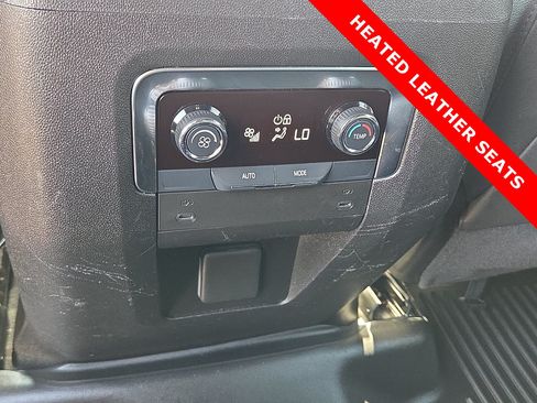 Used 2025 Chevrolet Tahoe Z71 AWD/4WD image 12