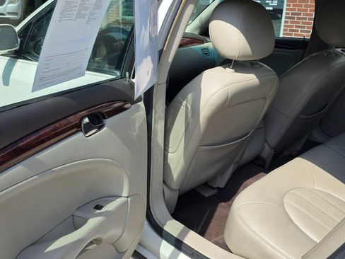 Used 2009 Buick Lucerne CXL w/ Driver Confidence Package FWD image 20