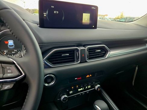 New 2025 MAZDA CX-5 AWD 2.5 S w/ Preferred Package image 12
