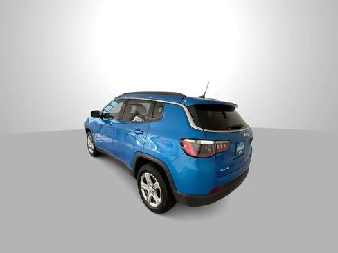 Used 2024 Jeep Compass Latitude AWD/4WD image 6