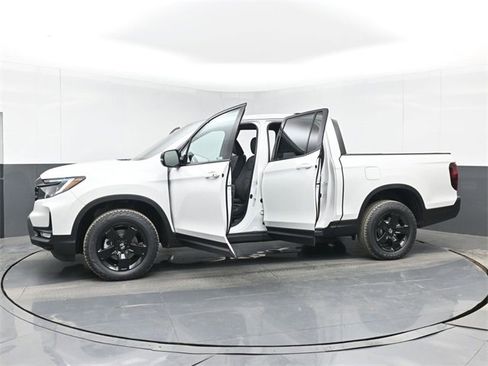 New 2026 Honda Ridgeline Black Edition image 56