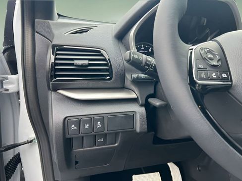 New 2026 Mitsubishi Eclipse Cross SEL AWD/4WD image 24