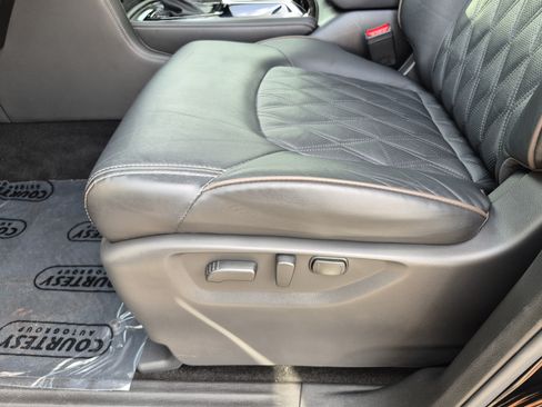 Certified 2023 Nissan Armada Platinum w/ Captain's Chairs Package RWD image 27