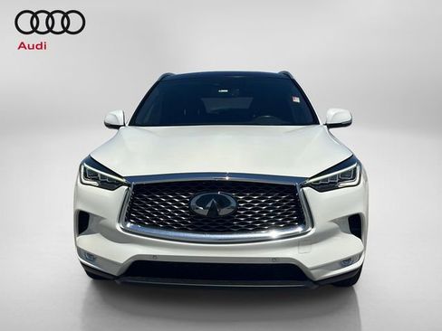 Used 2019 INFINITI QX50 Essential w/ Sensory Package AWD/4WD image 2