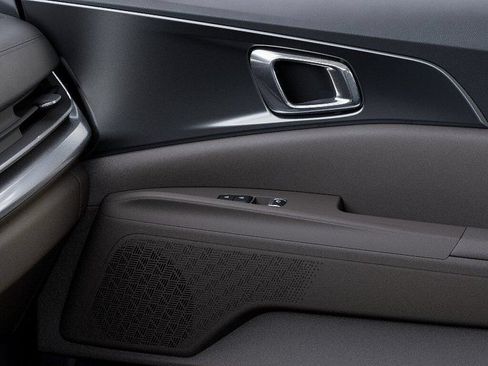 New 2026 Kia Carnival LXS FWD image 25