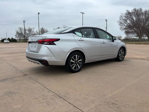 Used 2021 Nissan Versa SV image 21