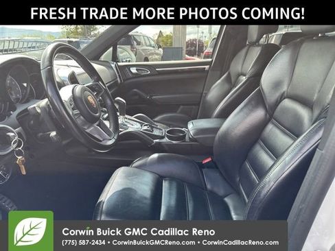 Used 2017 Porsche Cayenne S AWD/4WD image 7