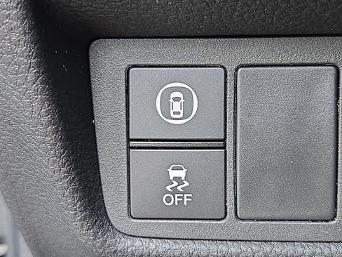 Used 2018 Honda Accord EX image 26