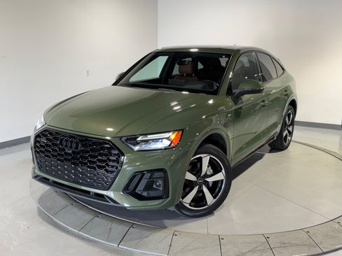 Used 2023 Audi Q5 2.0T Premium Plus w/ Premium Plus Package AWD/4WD image 2