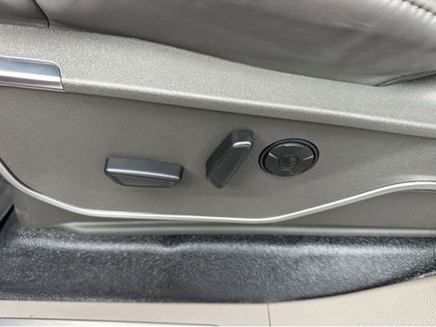 New 2026 Ford F450 Platinum w/ Platinum Plus Package image 37