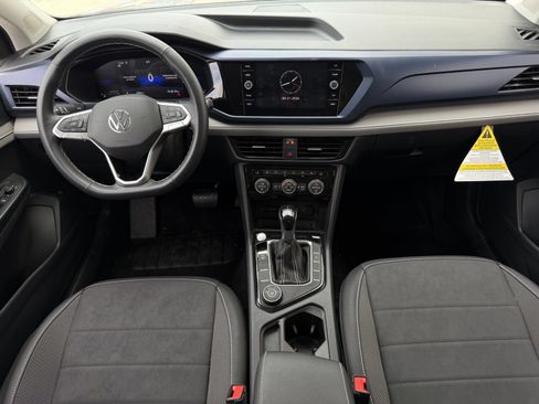 Used 2024 Volkswagen Taos SE AWD/4WD image 13